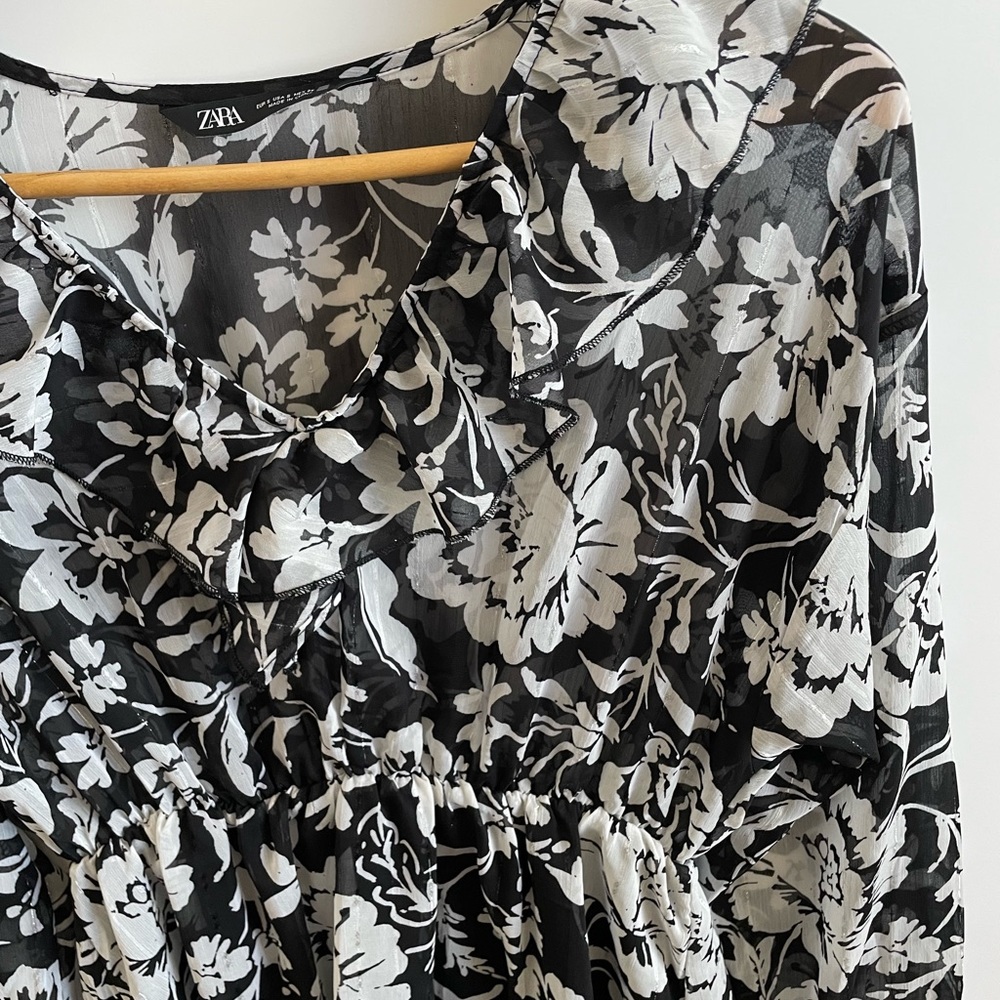 Zara dress - Picture 6 of 9